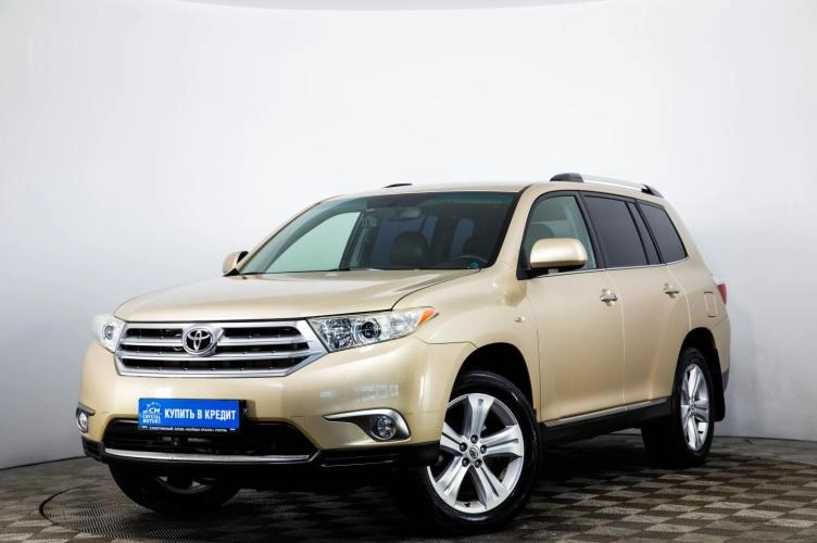 Toyota Highlander 3 из 6