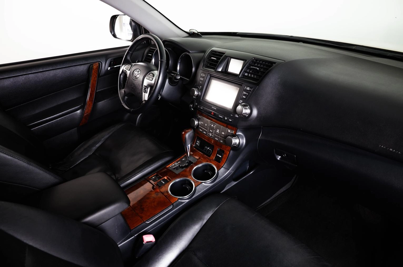 Toyota Highlander 13 из 28