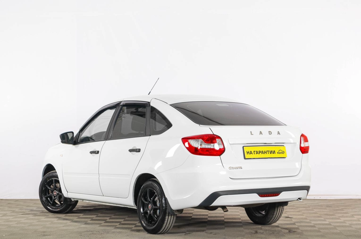 ВАЗ (LADA) Granta 4 из 15