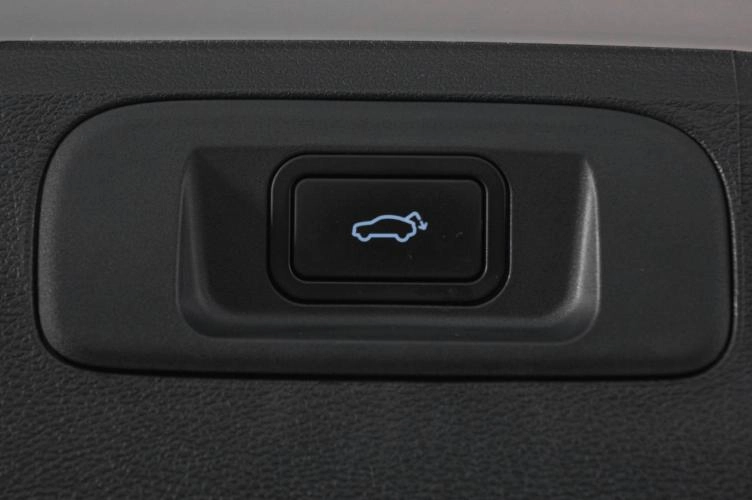 Geely Coolray 24 из 25
