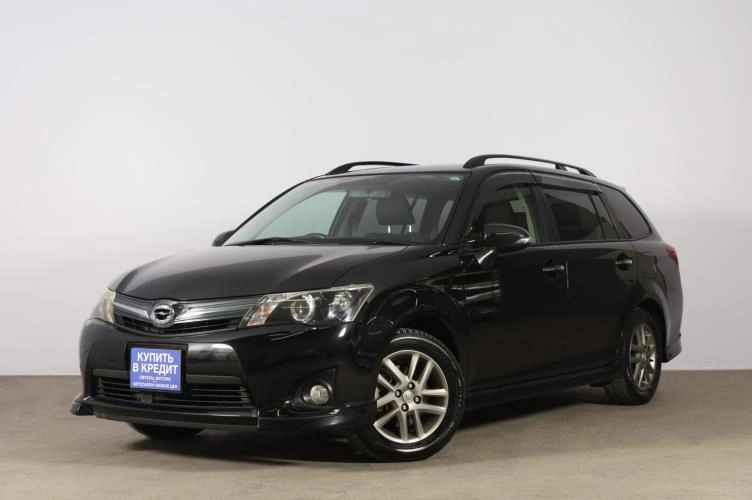 Toyota Corolla Fielder 3 из 6