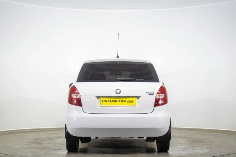 Skoda Fabia 5 из 6