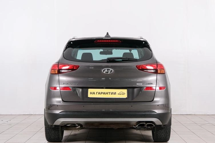 Hyundai Tucson 5 из 6