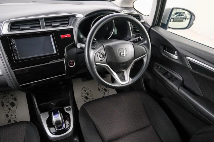 Honda Fit 9 из 21