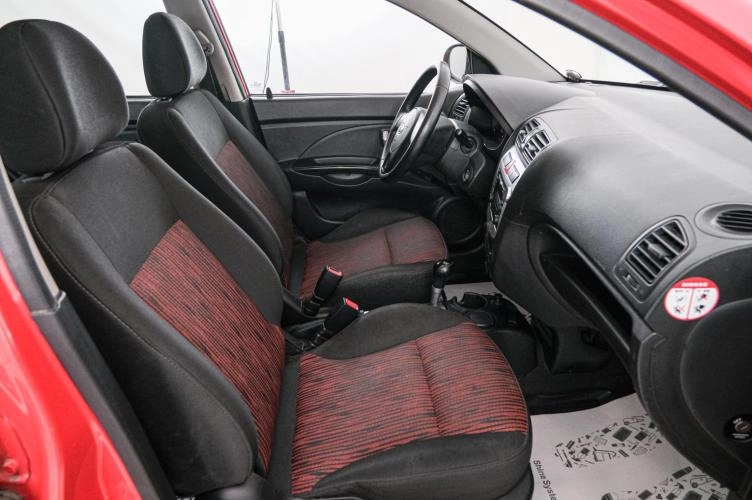 KIA Picanto 13 из 22