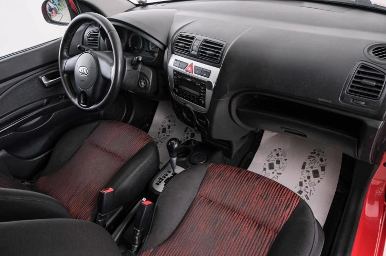 KIA Picanto 12 из 22