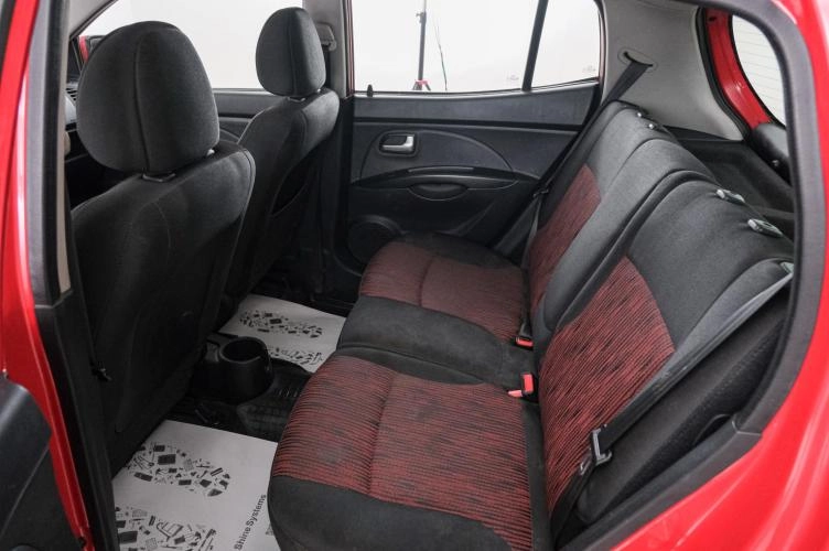 KIA Picanto 20 из 22