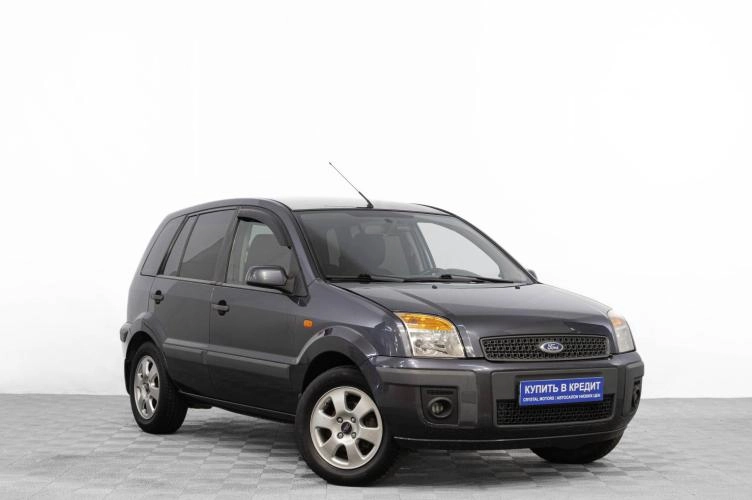 Ford Fusion 1 из 6