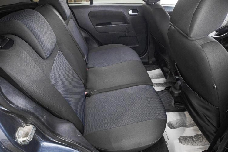 Ford Fusion 20 из 21