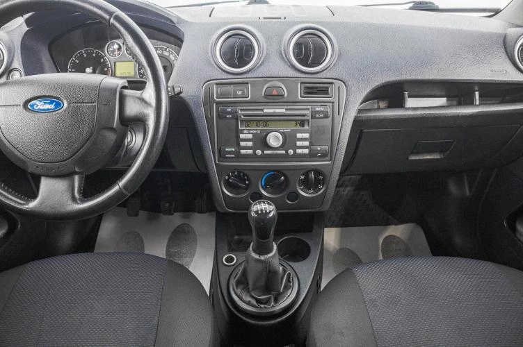 Ford Fusion 14 из 21