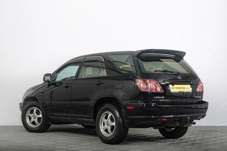 Lexus RX 5 из 6