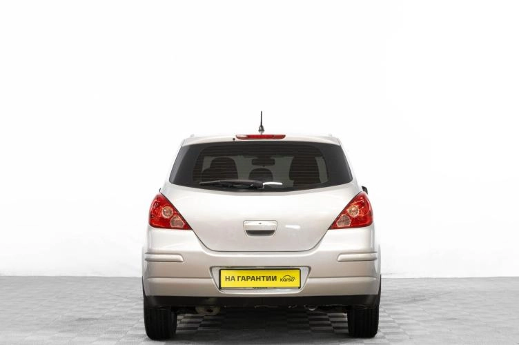 Nissan Tiida 5 из 24