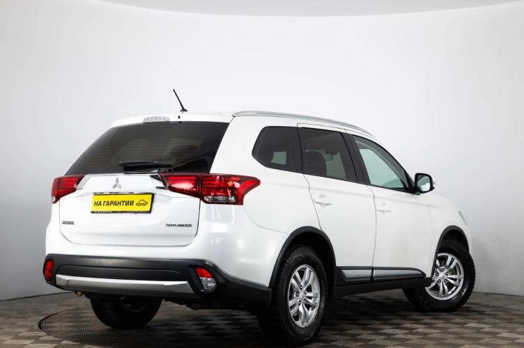 Mitsubishi Outlander 4 из 6