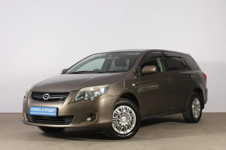 Toyota Corolla Fielder 3 из 6