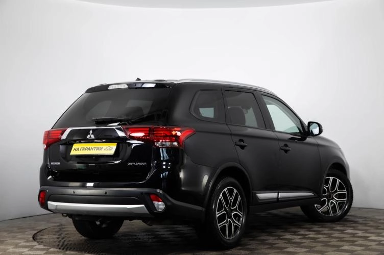 Mitsubishi Outlander 4 из 6