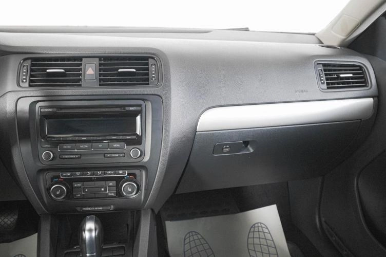 Volkswagen Jetta 14 из 20