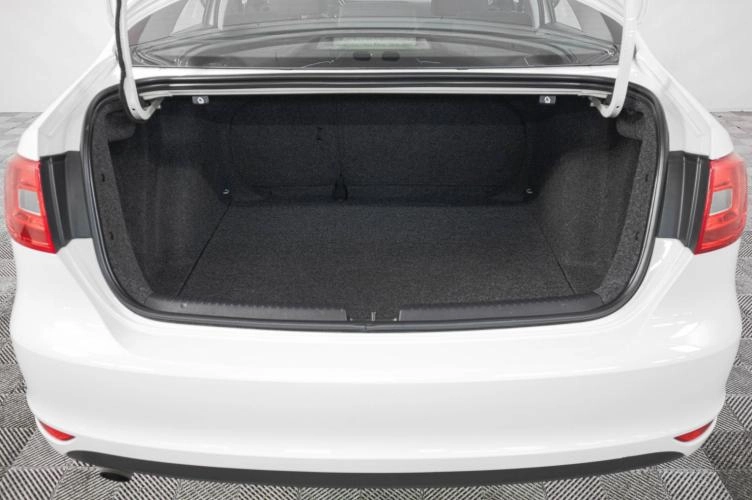 Volkswagen Jetta 7 из 20