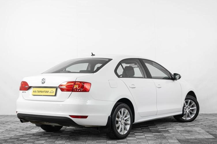 Volkswagen Jetta 6 из 6