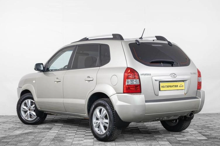 Hyundai Tucson 4 из 6