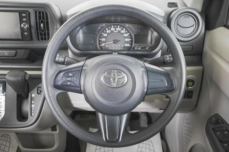 Toyota Passo 15 из 20