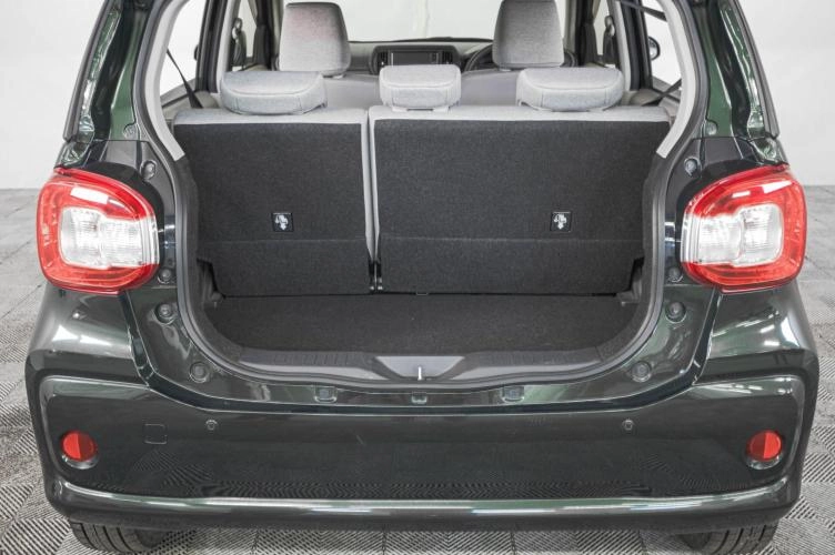 Toyota Passo 7 из 20