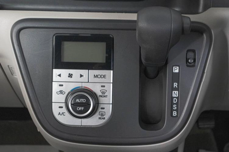 Toyota Passo 18 из 20