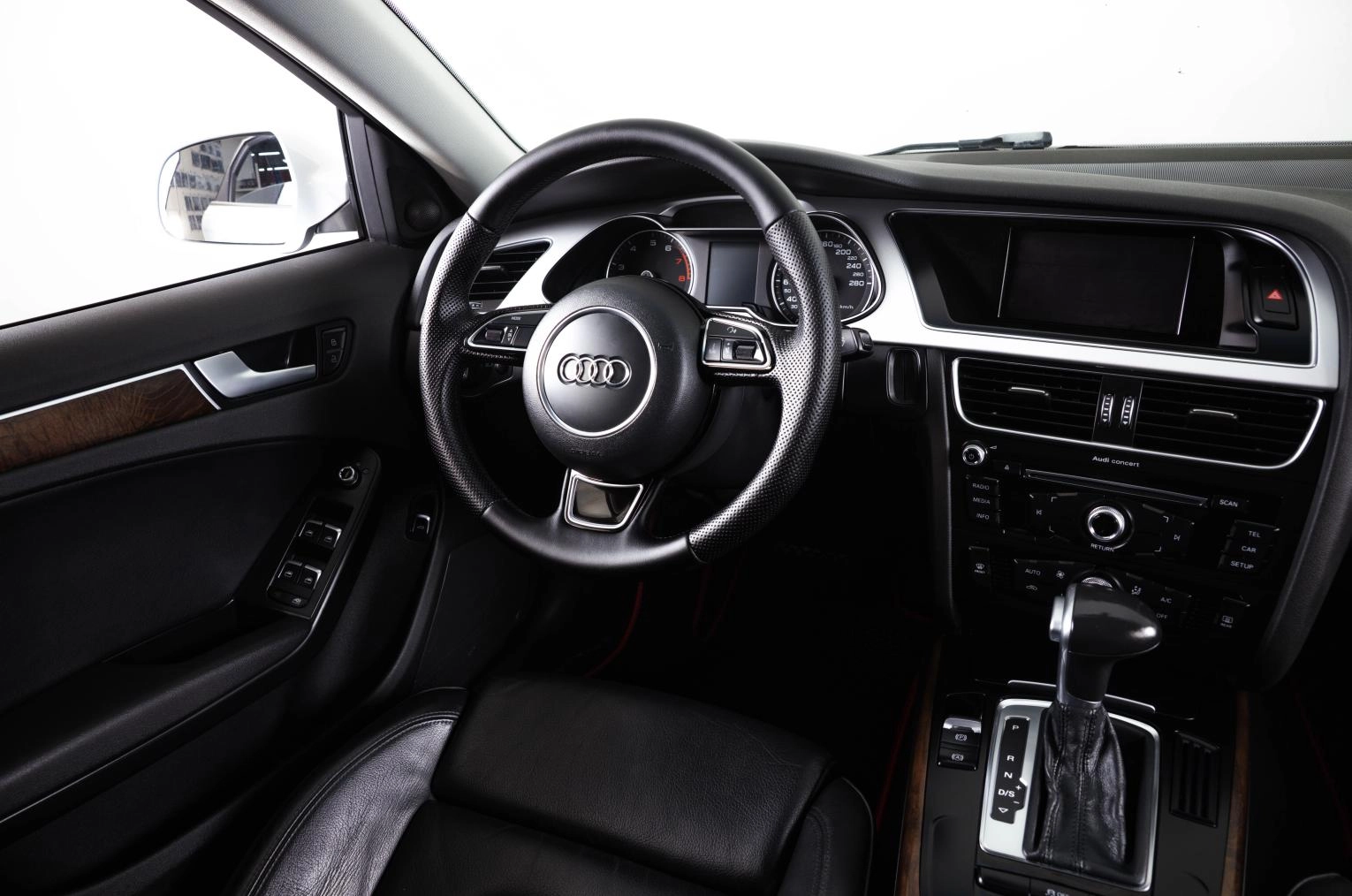 Audi A4 13 из 26