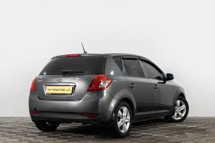 KIA cee'd 6 из 6