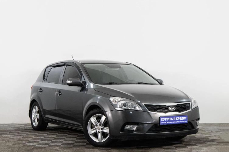 KIA cee'd 1 из 6