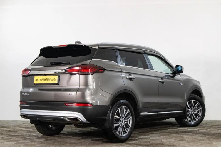 Geely Atlas Pro 4 из 6