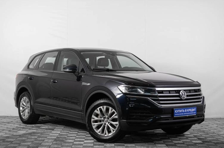 Volkswagen Touareg 1 из 6