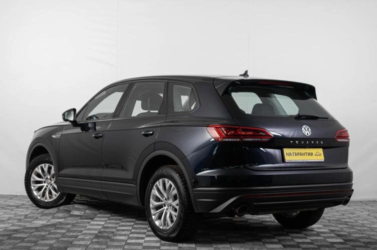 Volkswagen Touareg 4 из 6