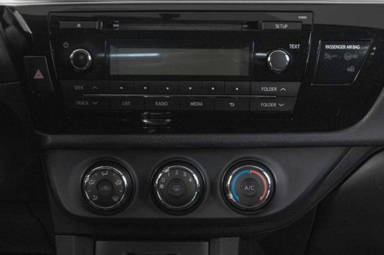 Toyota Corolla 17 из 20