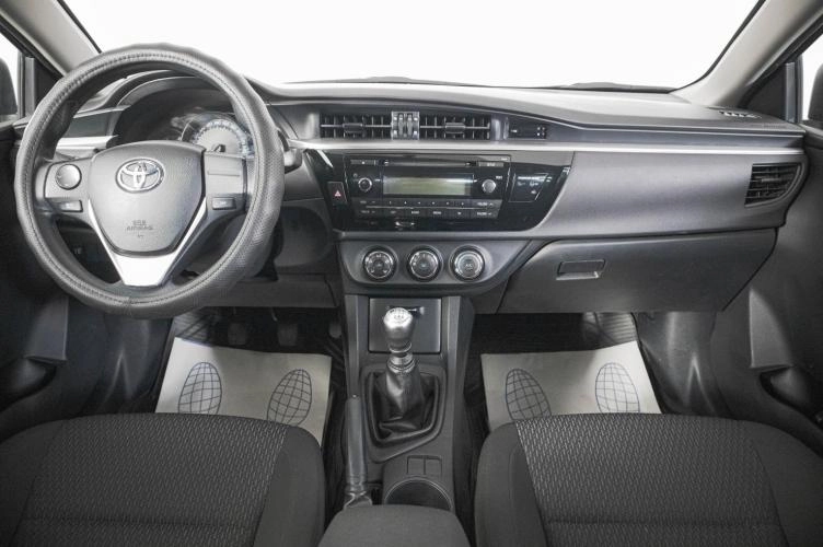 Toyota Corolla 13 из 20