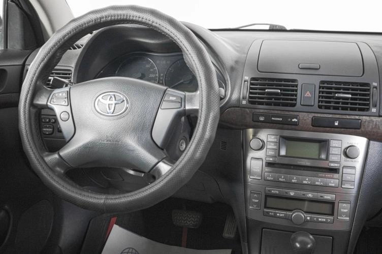 Toyota Avensis 12 из 20