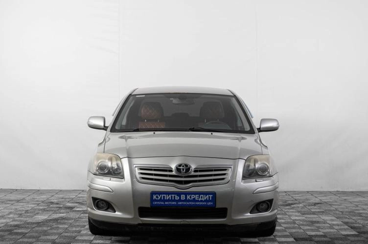 Toyota Avensis 2 из 6