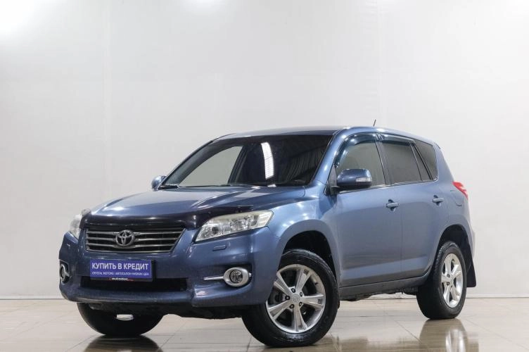 Toyota RAV4 3 из 6