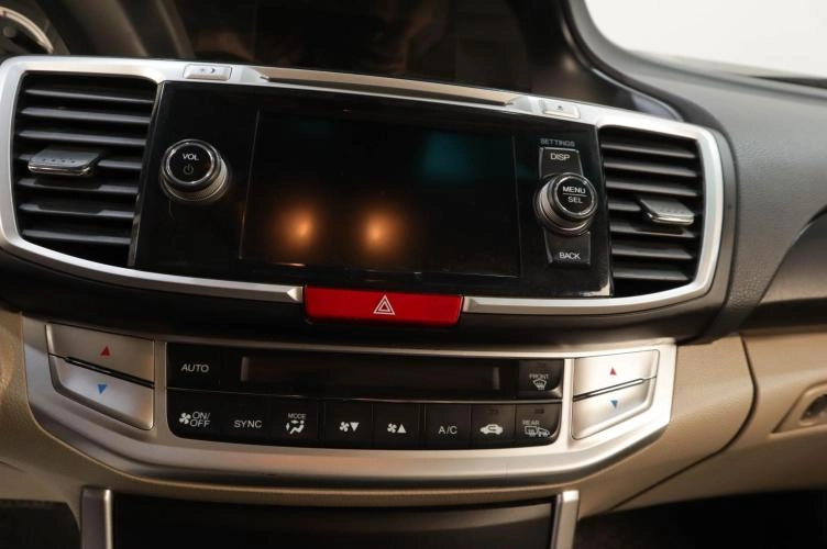 Honda Accord 13 из 18