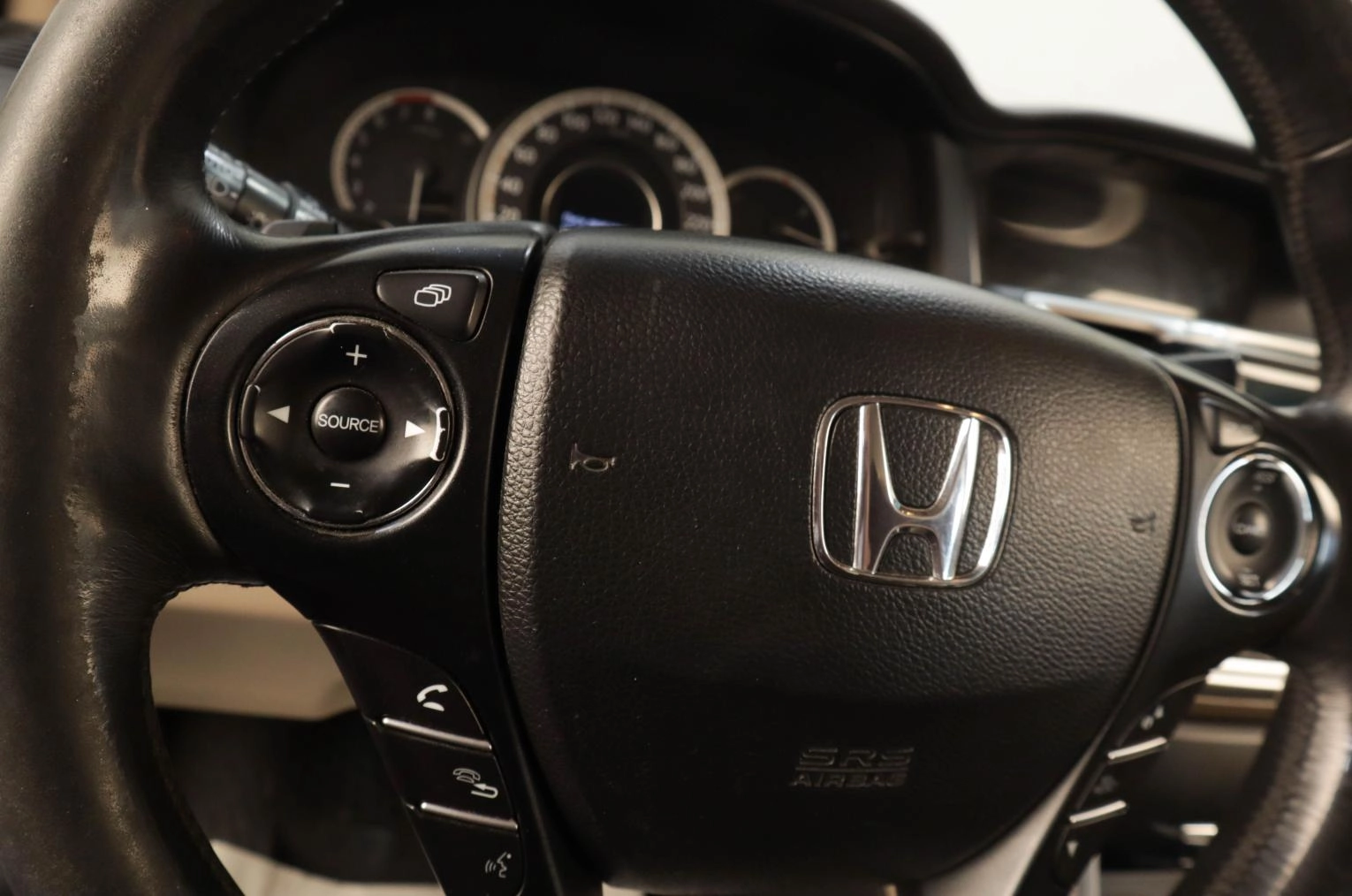 Honda Accord 11 из 18