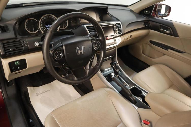 Honda Accord 8 из 18