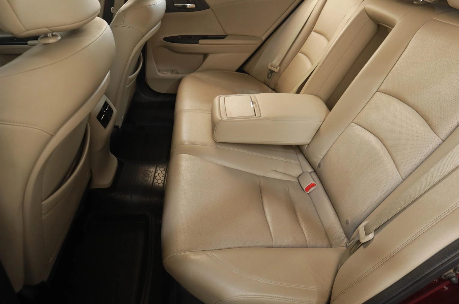 Honda Accord 18 из 18