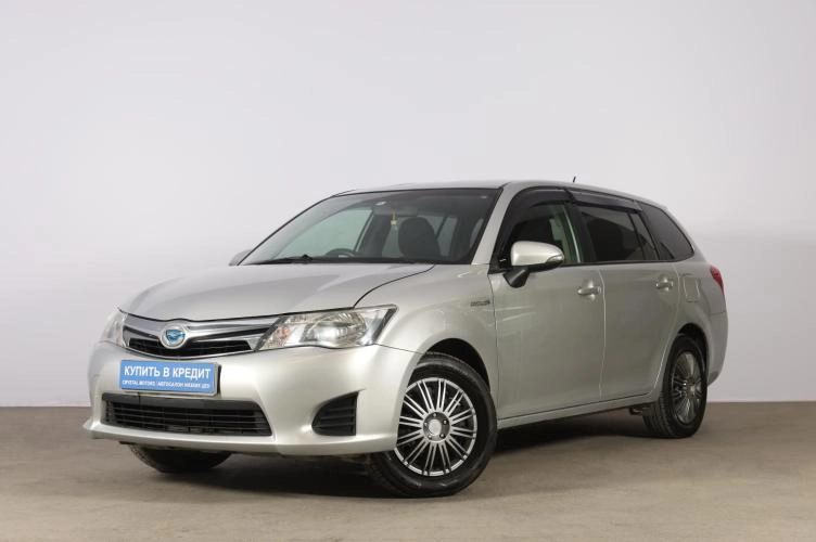 Toyota Corolla Fielder 3 из 6