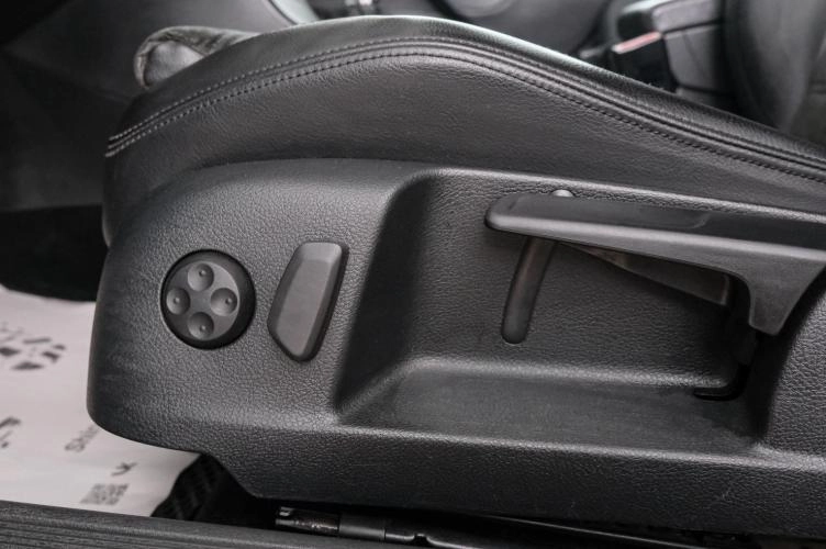 Volkswagen Passat 19 из 23