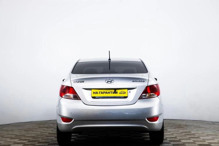 Hyundai Solaris 5 из 6