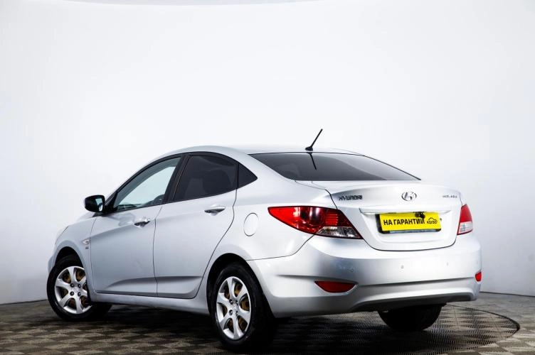Hyundai Solaris 6 из 6