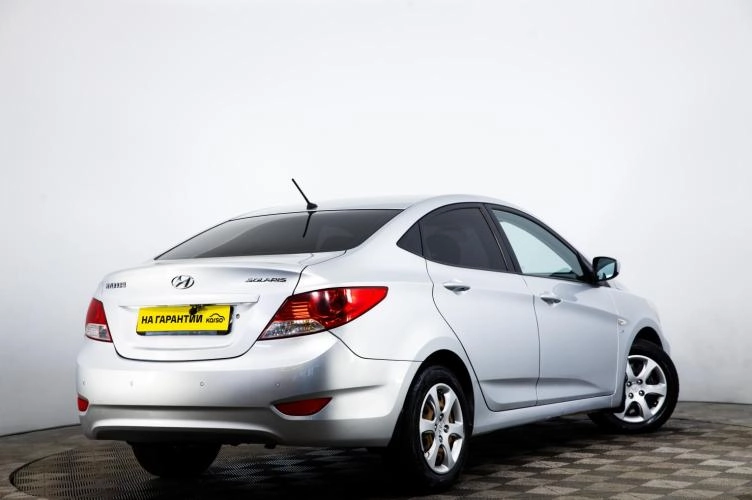 Hyundai Solaris 4 из 6