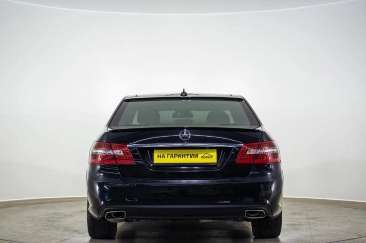 Mercedes-Benz E-класс 5 из 6