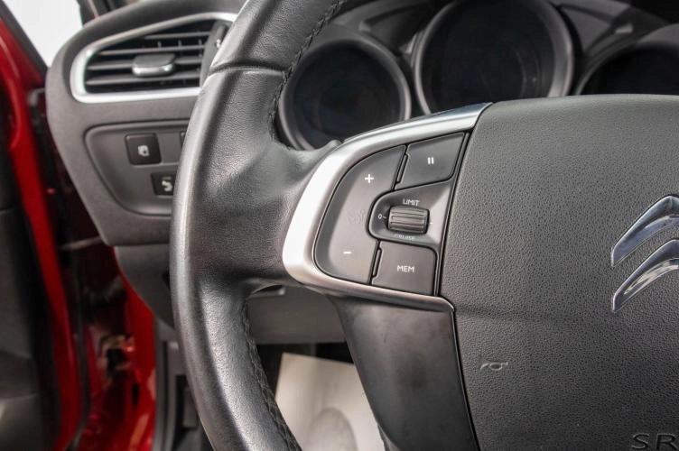Citroen C4 15 из 26