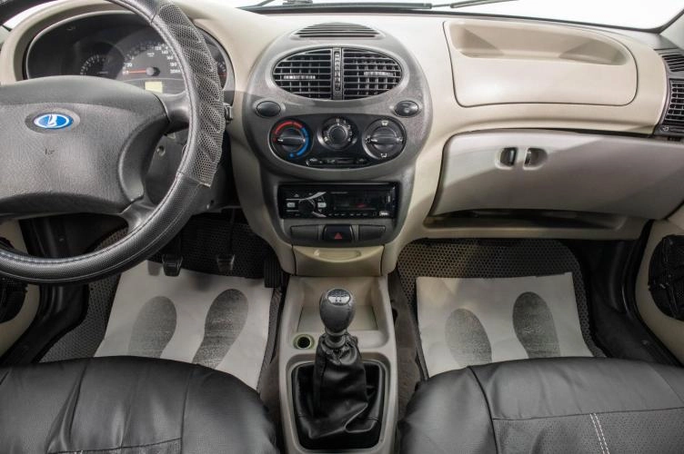 ВАЗ (LADA) Kalina 15 из 21