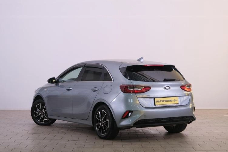 KIA cee'd 4 из 6